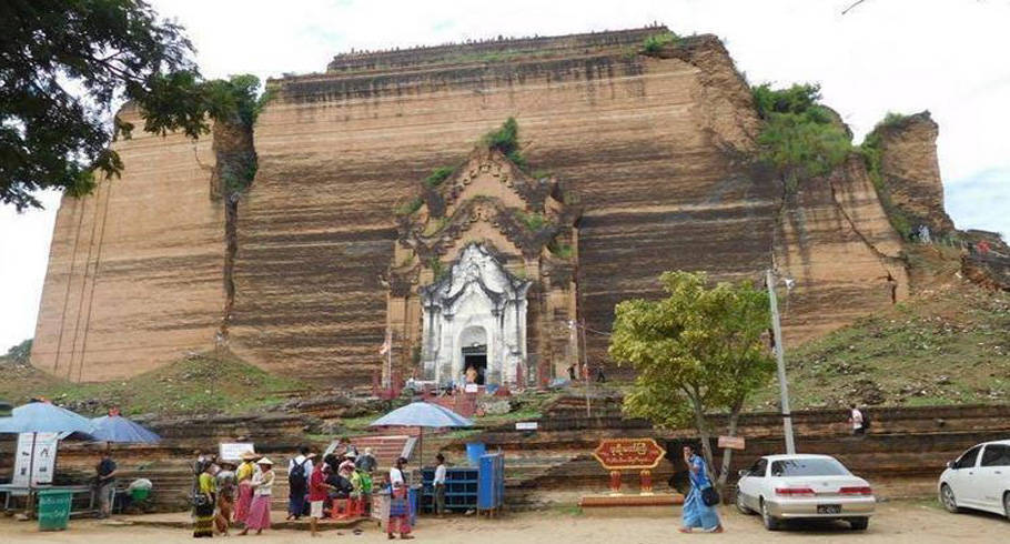 Pahtodawgyi-Pagoda-Mingun-Myanmar